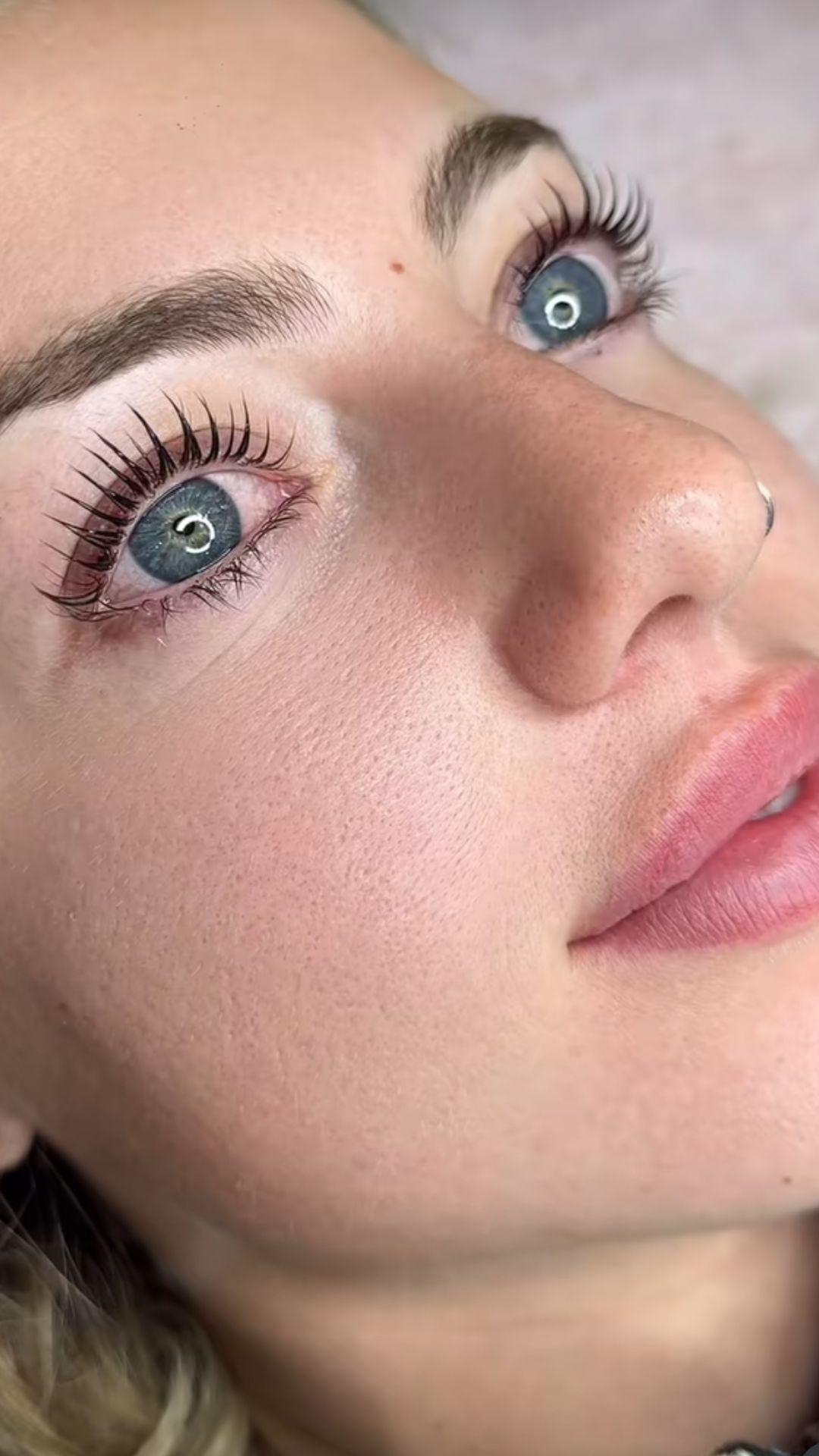 Lash Lift: Lash lift, close-up detail